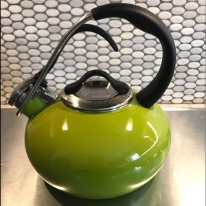 Chantal tea kettle